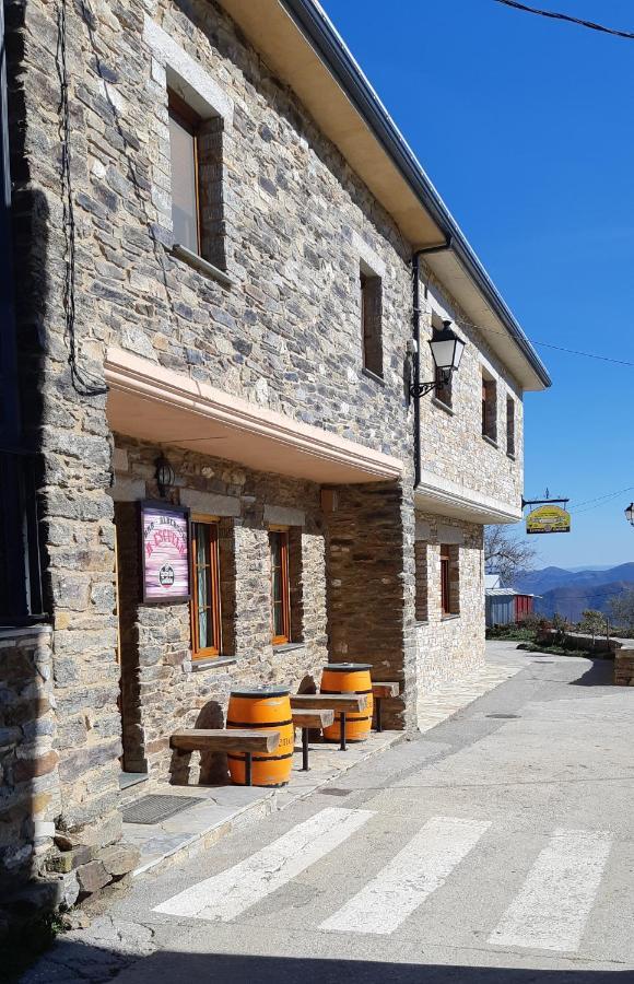 Albergue La Escuela La Laguna  Екстер'єр фото